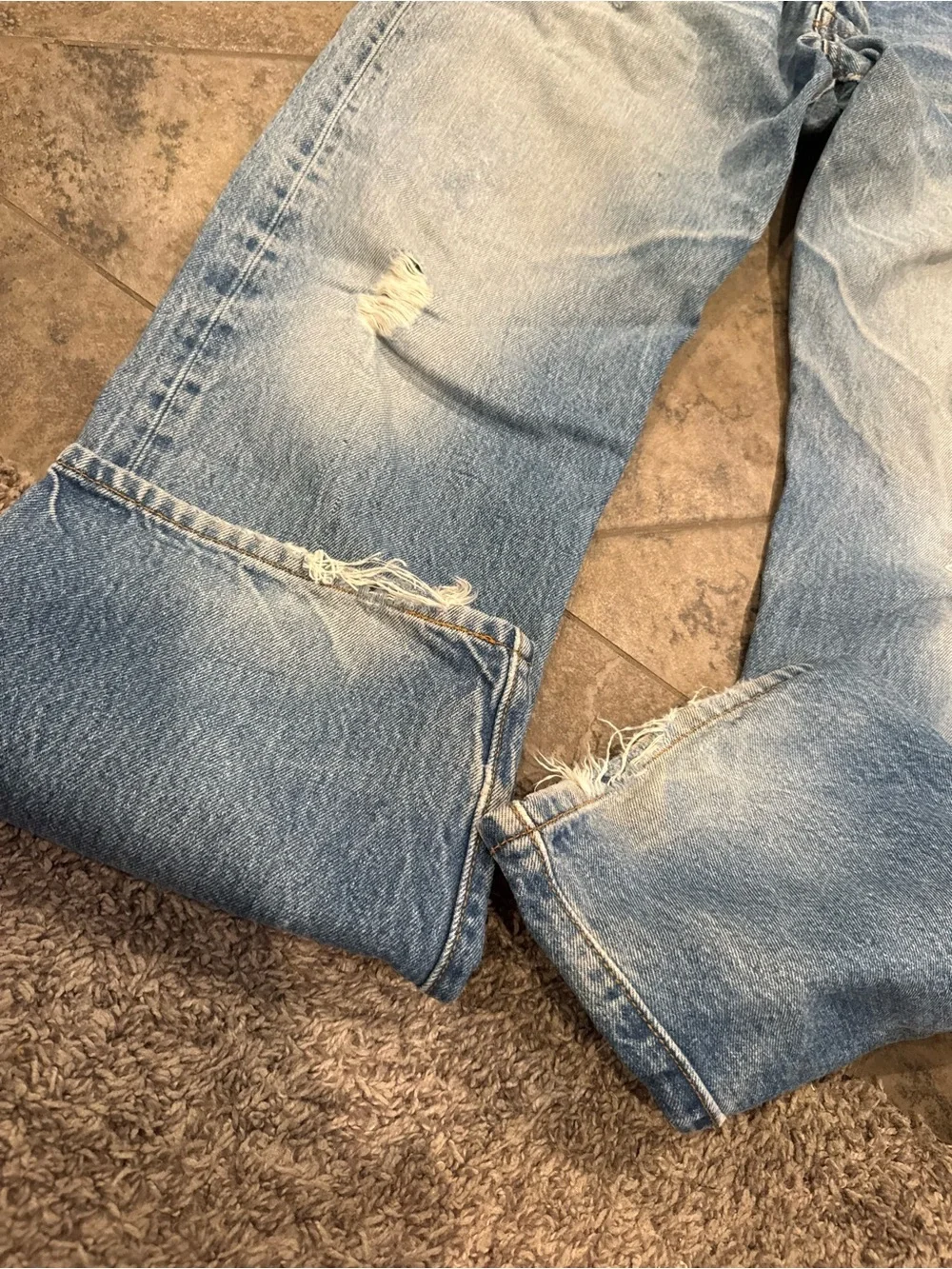 🤍Blue Levi’s 501 Distressed Men’s button fly Jeans W38 L36 made in Dominican